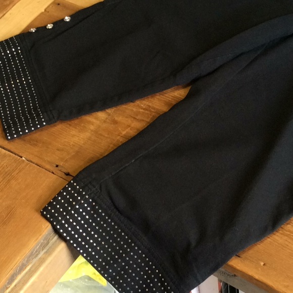 Rhinestone Capris - Picture 2 of 7
